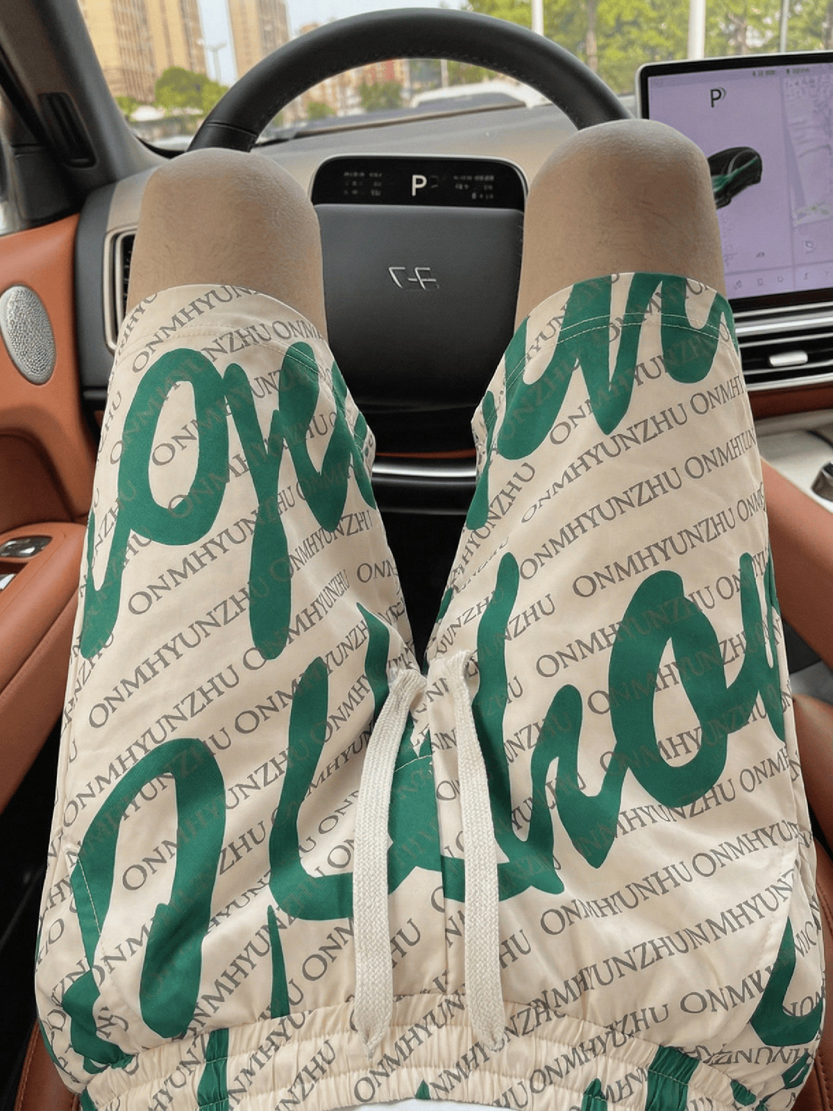 Men's Summer Letter Print Shorts Lightweight Loose Fit 5-Inch Inseam Casual Streetwear Short Pants_viptrois.com