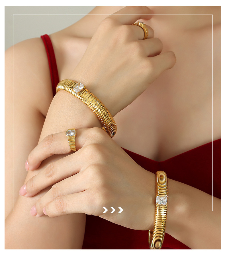 Simple Style Geometric Titanium Steel Inlay Zircon Bangle 1 Piece