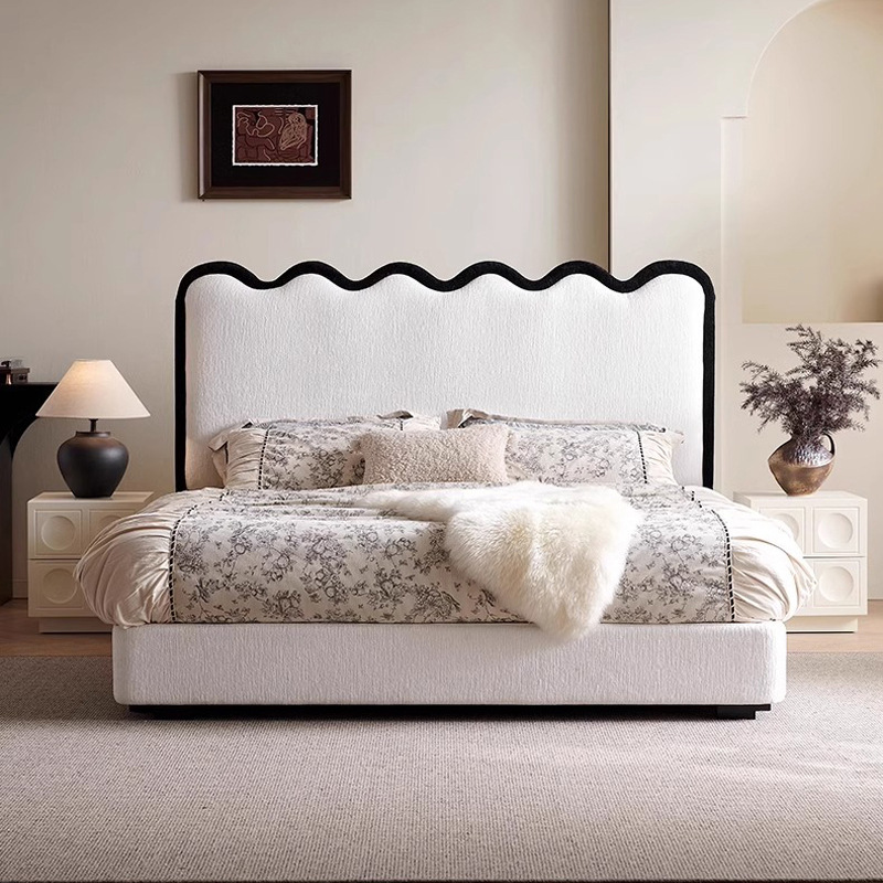 Cama de aire ondulada francesa 1.8m dormitorio principal moderna simple cama de matrimonio de tela doble cama ondulada de diseño
