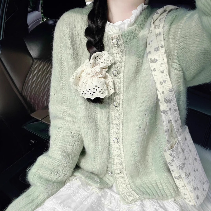 Green Lace Design Sense Knitted Sweater Cardigan Women's 2025 New Spring and Autumn Artistic Retro Lazy Coat Top