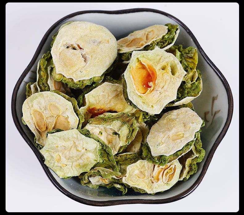Bitter Melon Slices (Momordica charantia) — Dried Ku Gua Tea & Herbal Infusion, 35g Jar preparation