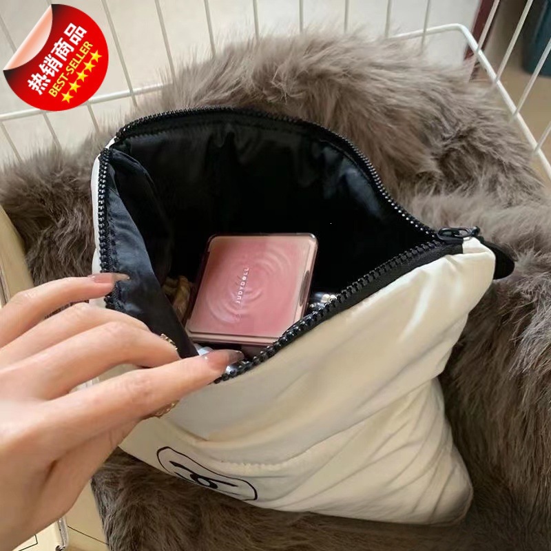 Böyük Tutumlu Səyahət və Kosmetik Çantası