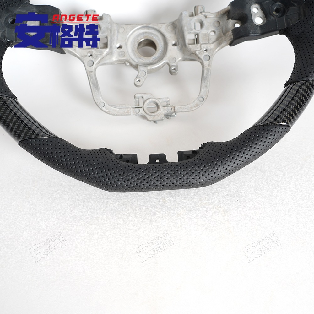 Suitable for Toyota NoahVoxy90 Innova ZENIX imitation carbon fiber car steering wheel modification