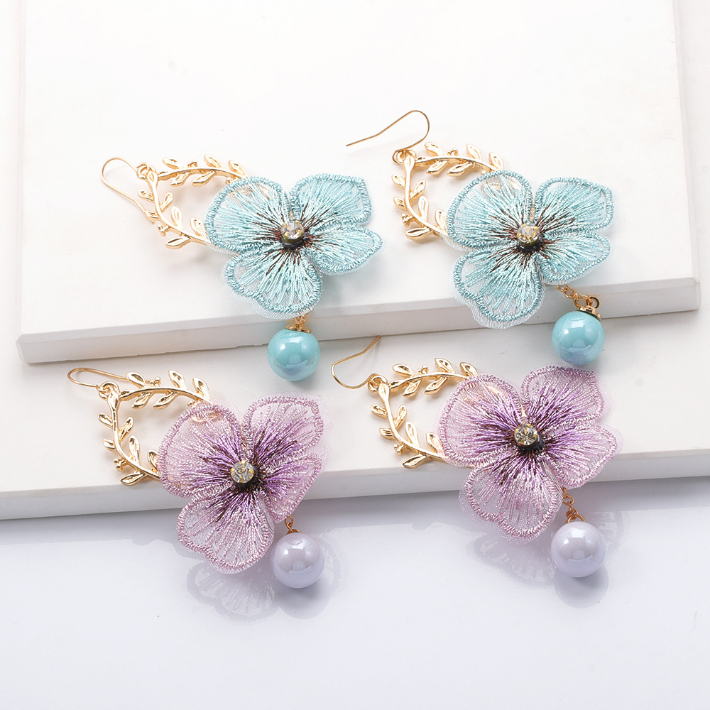 Bohemian Flower Mesh Petal Earrings Wholesale display picture 14