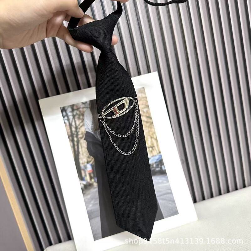 Niche Design D Letter Chain Tie College Style Unisex Tie-Free Shirt Alloy All-Match Tie