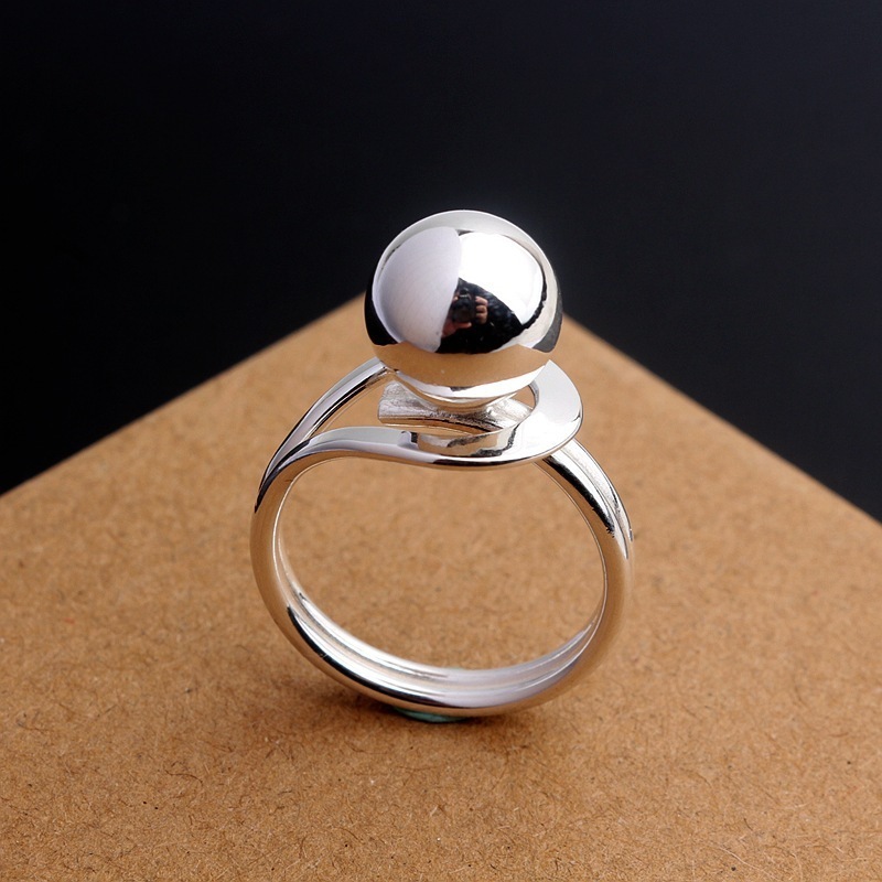 Ericsson Has a Ball Bing Ring, Personalized Female Internet Celebrity Round Beads and Silver Balls, Thick and Luxurious Single Ring, Fashionable Ring