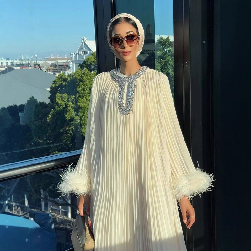 2025 Spring and Autumn Hot-Selling Socialite Cross-Border European and American Round Neck Rhinestone Ostrich Feather Patchwork Long Sleeve Pleated Dress for Women