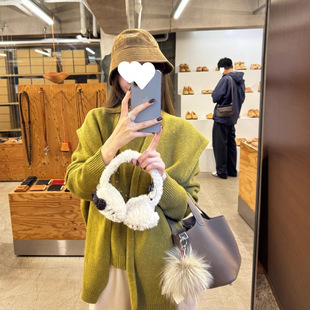 MX �p��100���ëɫ���A��Ī�λ��@ñ���������^ë�ɼ���Ů