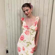 2025法式复古度假风花朵印花网纱V领性感连衣裙夏季吊带修身长裙