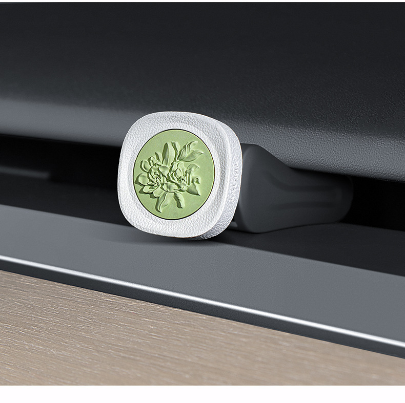 Suitable for Tesla Model Y Air Vent Clip Car Fragrance Clip Air Conditioner Vent Clip Car Accessories Wholesale