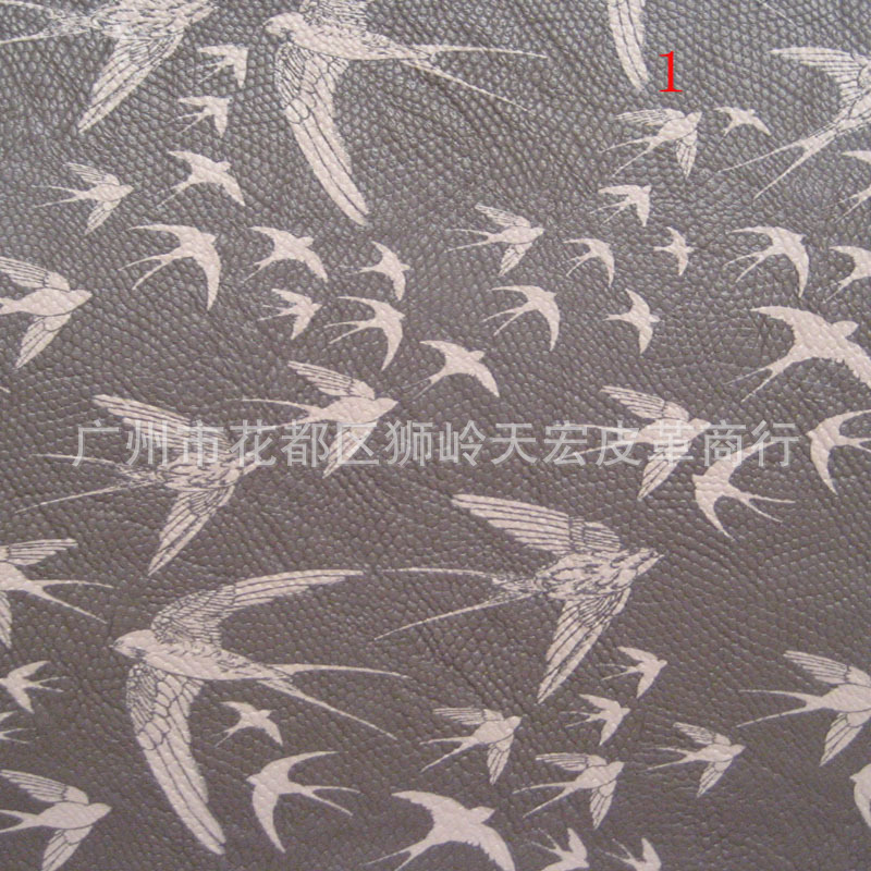 燕子图案印花皮革 防水合成革 彩色箱包面料印花包装革化妆包装璜