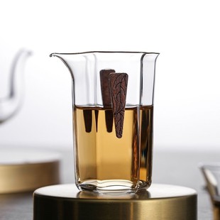 Factory wholesale High Borosilicate tea maker high transparent Tea Sea household kung fu tea set wood chip male Cup Wood CHIC fair Cup