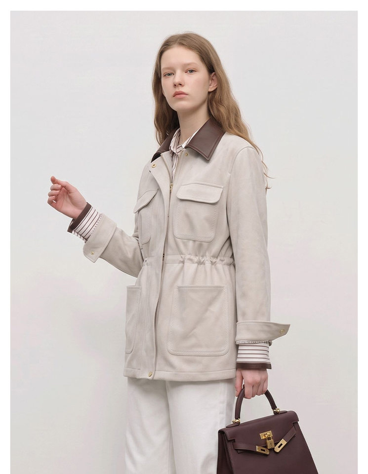 Áo khoác nữ dáng ngắn phong cách workwear, chất liệu giả da lộn, cổ bẻ, khóa kéo, phối ghép — màu be chi tiết 9