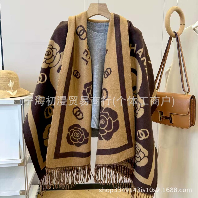 正确版本长双面仿羊绒围巾女山茶花秋冬字母披肩加大保暖加厚黑灰|undefined