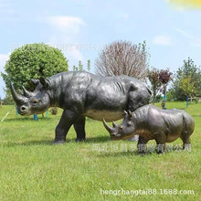 定制玻璃钢仿真雕塑园林动物雕塑铜犀牛公园景观摆件创意金属牛