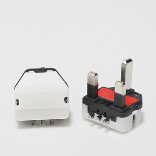 Manufacturer's Large British Thick Three-Core Bracket Three-Plug British Standard Plug Inner Frame Integrated Power Plug Accessories Wholesale