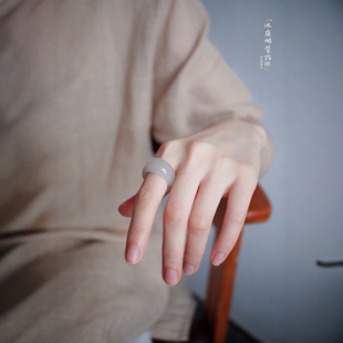 Jin Yu Tang boutique Hetian jade ice bottom smoke purple ring dream light smoke purple cotton-free waterless thread