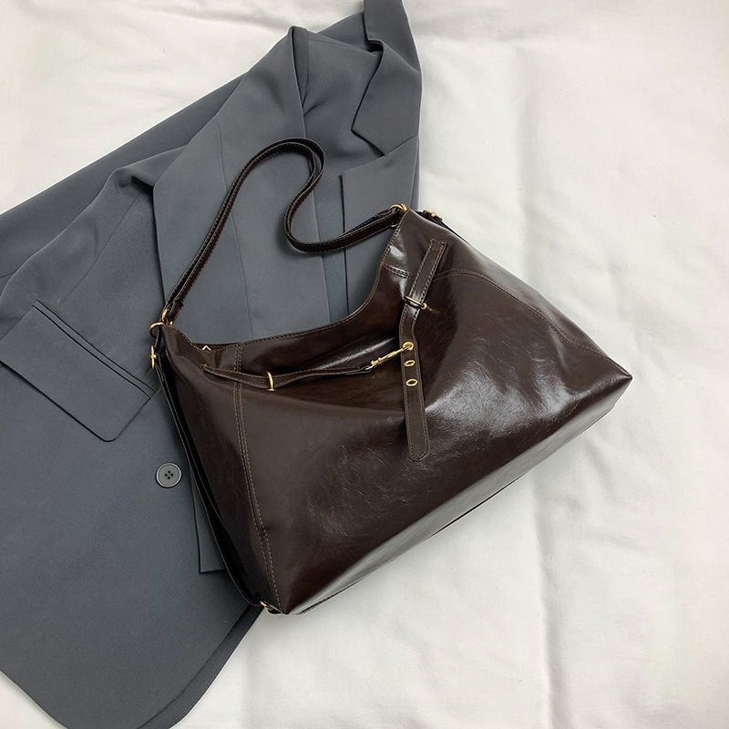 Meilad multifuncional mochila de hombro de mujer otoño / invierno 2024 retro mochila de hombro de gran capacidad bolsa de mano