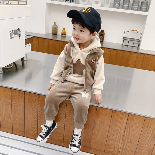 Boys' autumn and winter suit, handsome infant and toddler velvet hooded three-piece set for 0-3-5 year old baby winter children's clothes 1