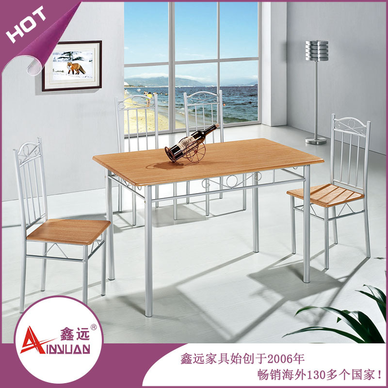 【跨境专供】五金餐桌 1桌4椅成套餐厅桌子 经济型铁艺钢管餐桌椅|ms