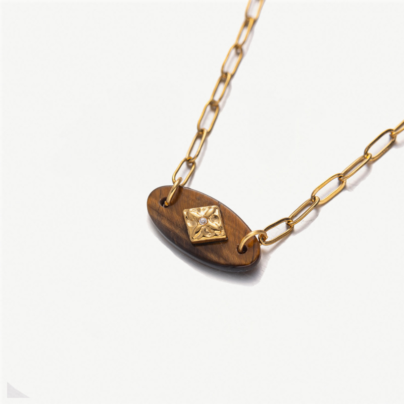 11g Weight PVD Coated Real Gold Plated Oval Titanium Steel Vacation Classic Style Waterproof Non Tarnish Titanium Steel Pendant Necklace