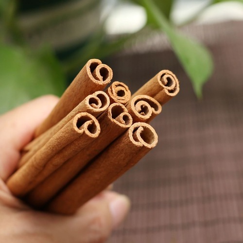 Origin supply wholesale Guangxi cinnamon dried cinnamon seasoning flavoring braising materials incense accessories