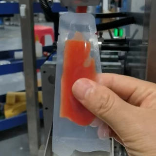 定制迷迭香洗发水旅行装山茶籽护发素发膜便携小样异形袋包装机