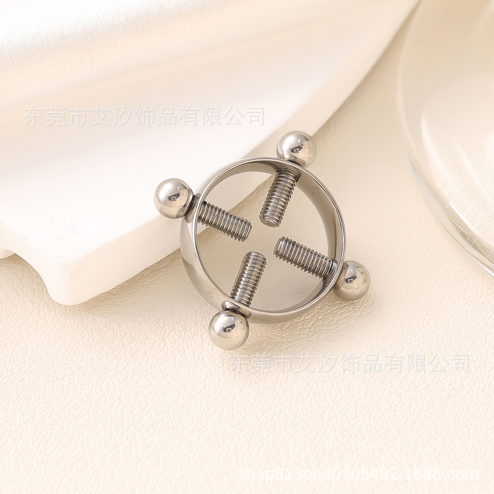 Silver pointed spike labret stud material detail