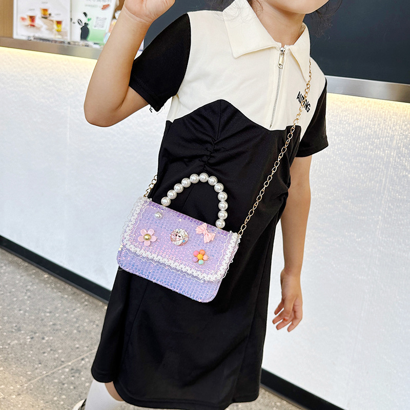 Bolsos populares de este año, bolsos accesorios de niñas, bolsos de perlas de moda, bolsos de hombro para niños coreanos.
