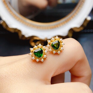 New natural diopside earrings S925 silver inlaid main stone 5*5mm Joker net red explosions women's jewelry wholesale