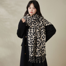 韩系氛围感2025秋冬季新款围巾女奶牛纹复古百搭加厚保暖围脖护颈