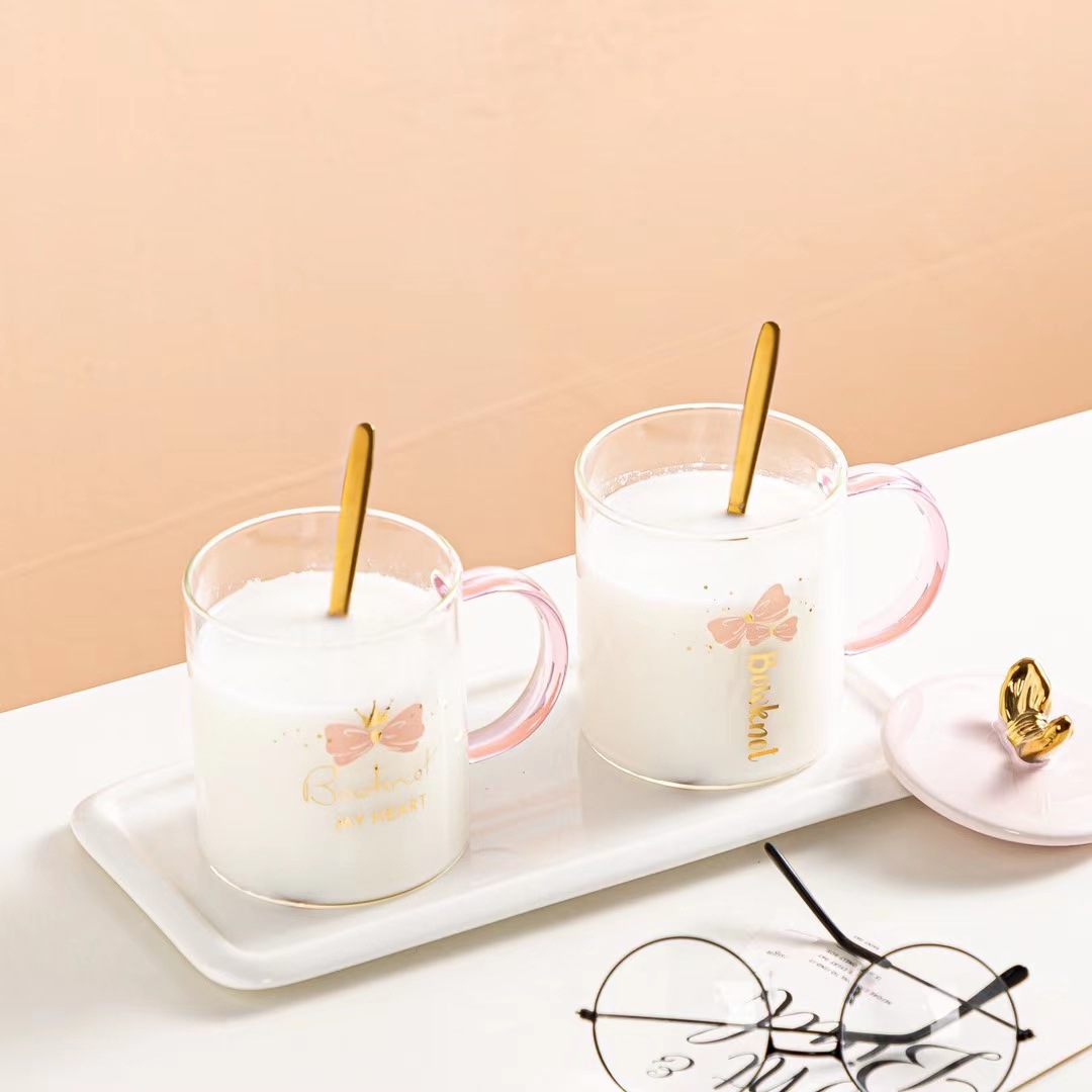 Estilo japonés creativo Rosa chica corazón cristal transparente arco regalo personalizado taza con tapa cuchara taza de café