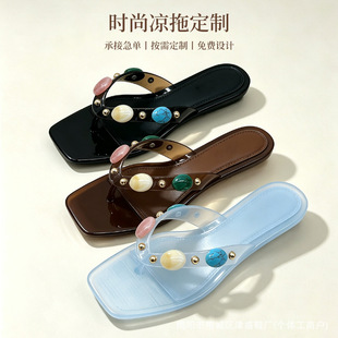 �羳�W��������ЬŮ�ĕr���⴩ƽ�������ϴ�aˮ������ЬŮ���l