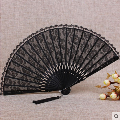 Venta al por mayor de la Fábrica de la vendimia de encaje ventilador femenino clásico ventilador plegable cheongsam accesorios República de China estilo corte ventilador femenino ventilador de baile de encaje