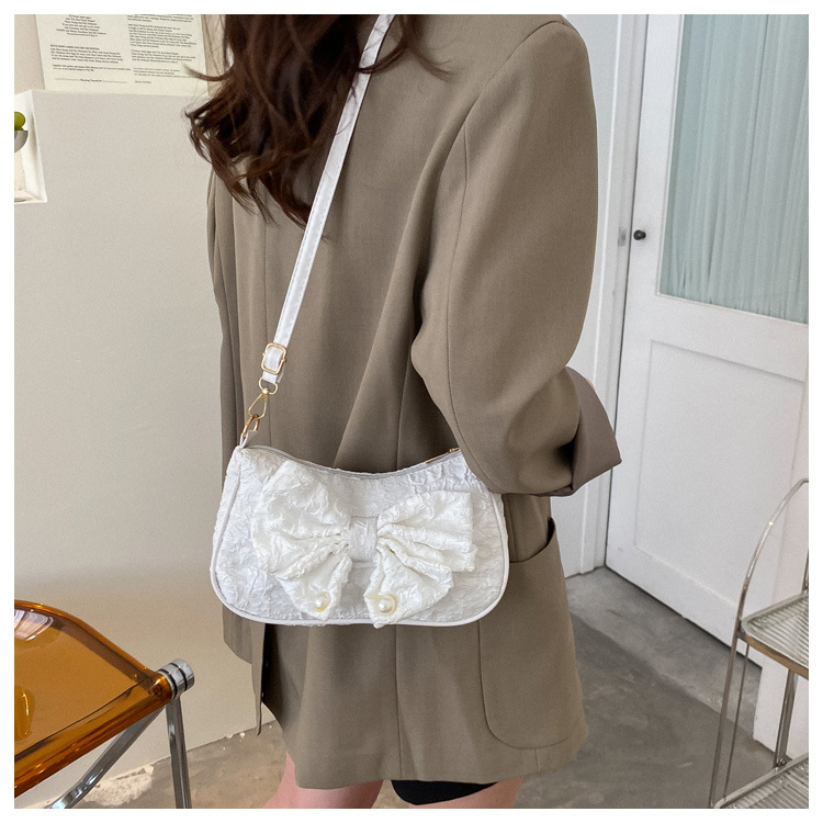 Women's Medium Canvas Solid Color Fashion Bowknot Square Zipper Crossbody Bag display picture 5