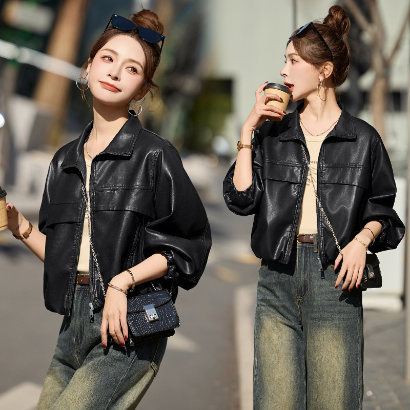 New Stylish Women's Sheepskin Jacket with a Turn-Down Collar, Designed for Petite Women