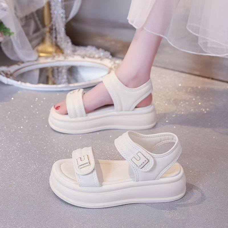 Sandalias de mujer de verano con falda 2026 nueva moda con suela gruesa, suela suave no se cansa con sandalias de playa
