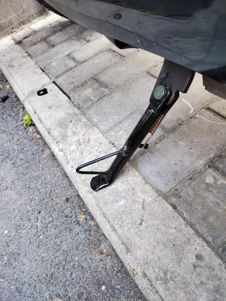 Support Stand for Electric Scooter, Iron Plate Side Stand, Spring-Loaded Electric Side Kickstand, Side Support Frame, Side Ladder Support for Motorcycle