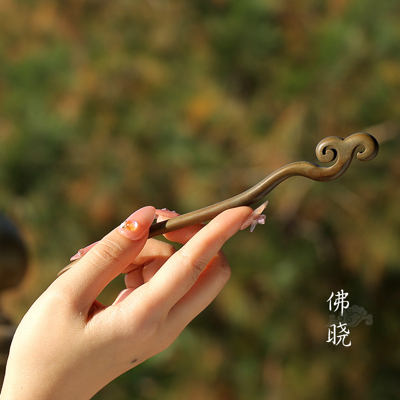 Xiangyun horquilla estilo antiguo simple diario de alto grado updo horquilla de madera nuevo estilo chino accesorios para el cabello palillos de ébano al por mayor