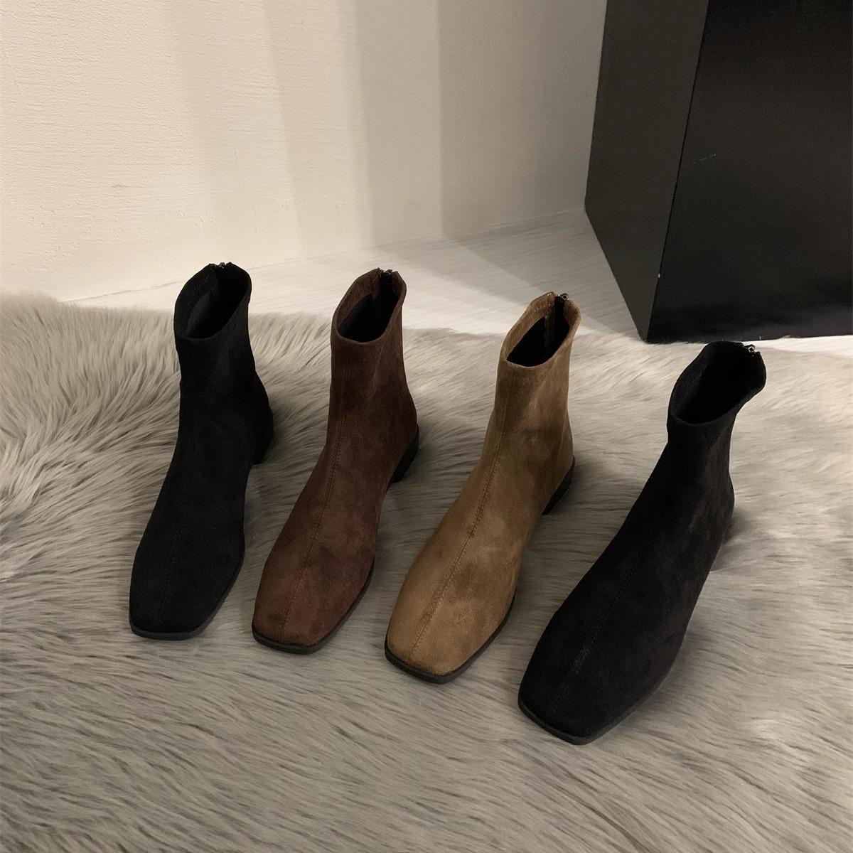 Minimalist Women's Soft Leather Square Toe Low Heel Knee Boots_voghion.com
