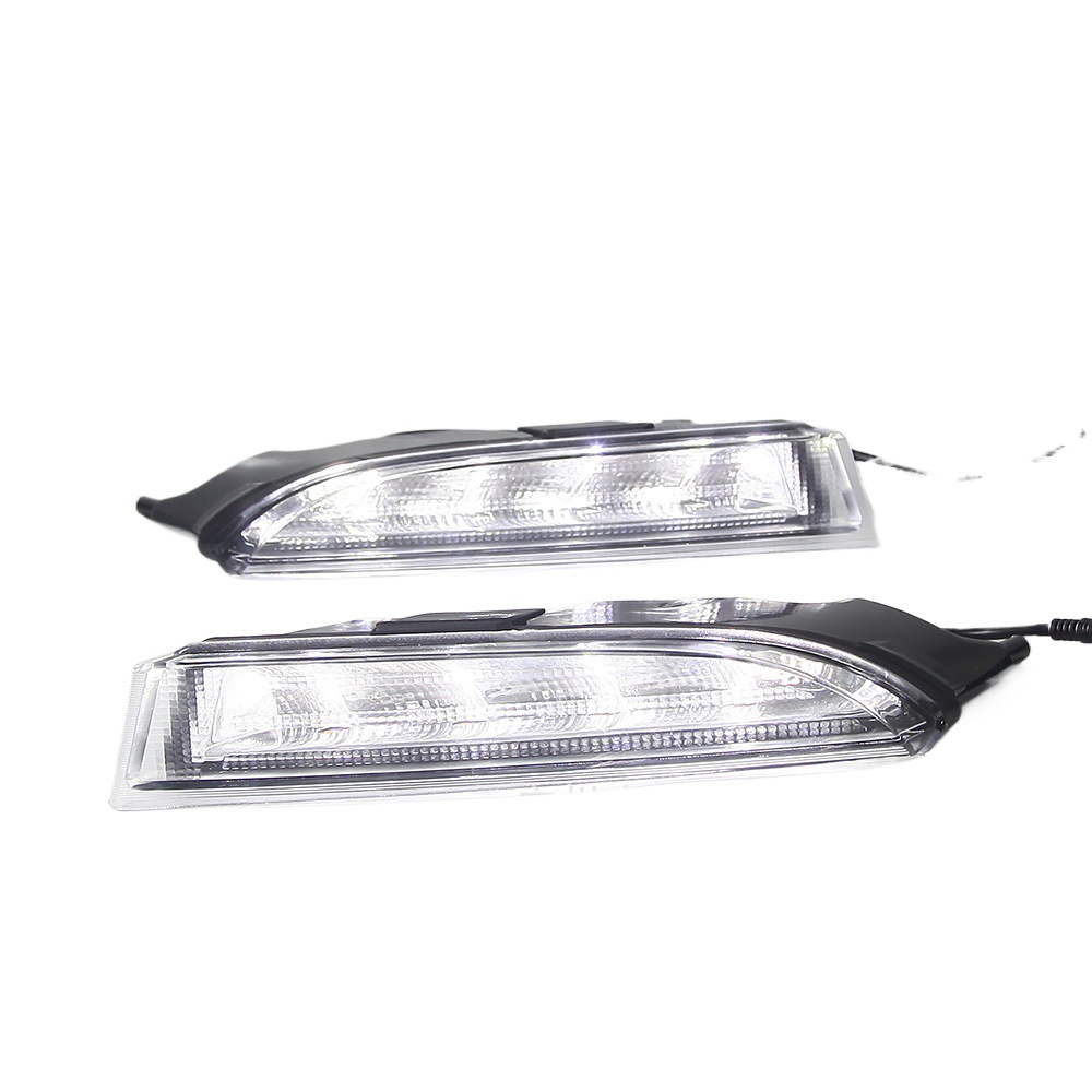 Adecuado para Volkswagen 10-14 años Shangku R luz corriente diurna Shangku R modificado luz corriente diurna