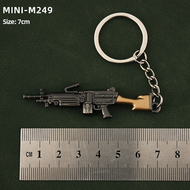 Mini colgante de pollo P90 S686 llavero de aleación de DP-28 metal modelo de pistola de juguete trinket