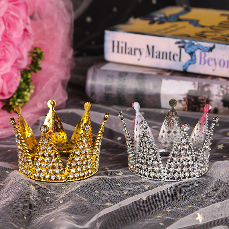 Tocado de corona de plástico para niños, decoración de pastel de cumpleaños, al por mayor