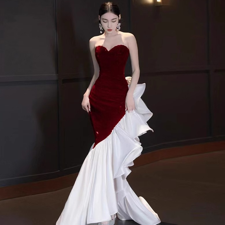 Strapless Fishtail Burgundy Evening Dress, High-End Light Luxury 2026 New Style Bridal Engagement Toast Dress, Host Performance Dress