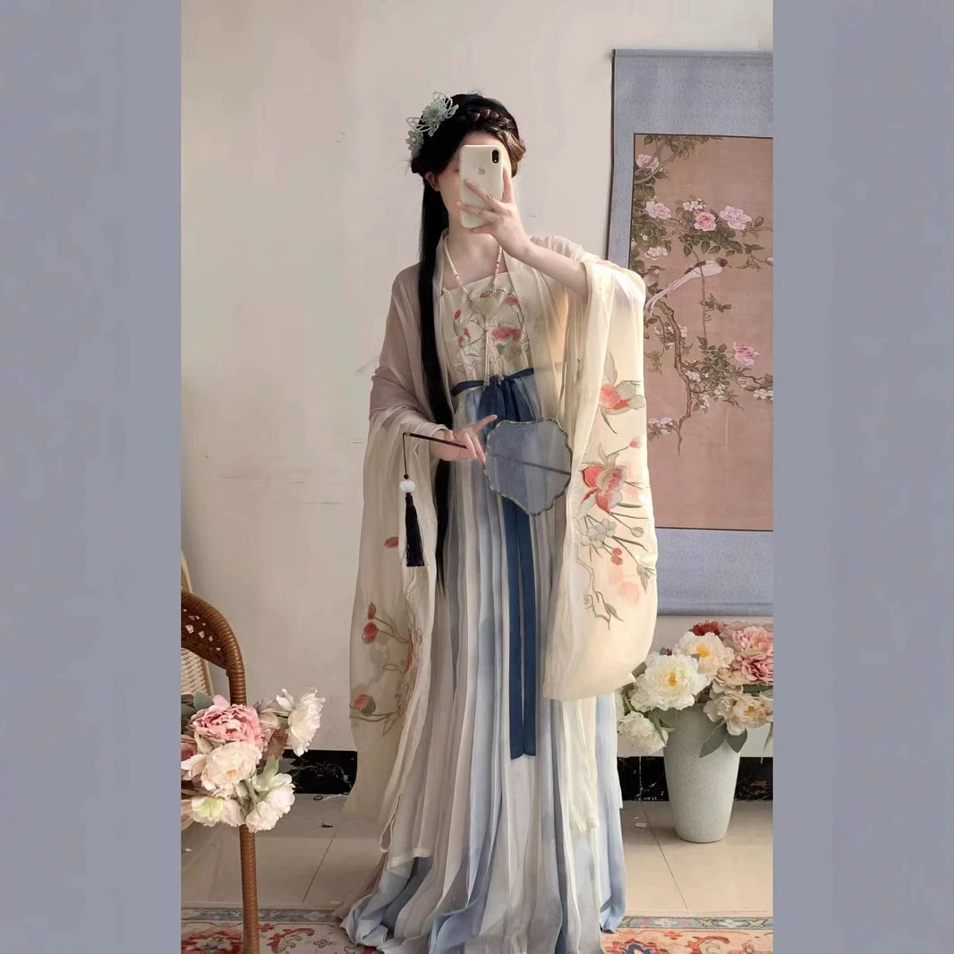 2023 новый женский костюм Hanfu Taoxi Heavy Industry вышитая рубашка с большими рукавами.