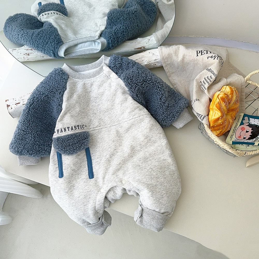 2024 finales de otoño nuevo producto bebé de una pieza ropa para niños coreanos ropa de escalada de estilo occidental principios de invierno más ropa de pelo de terciopelo