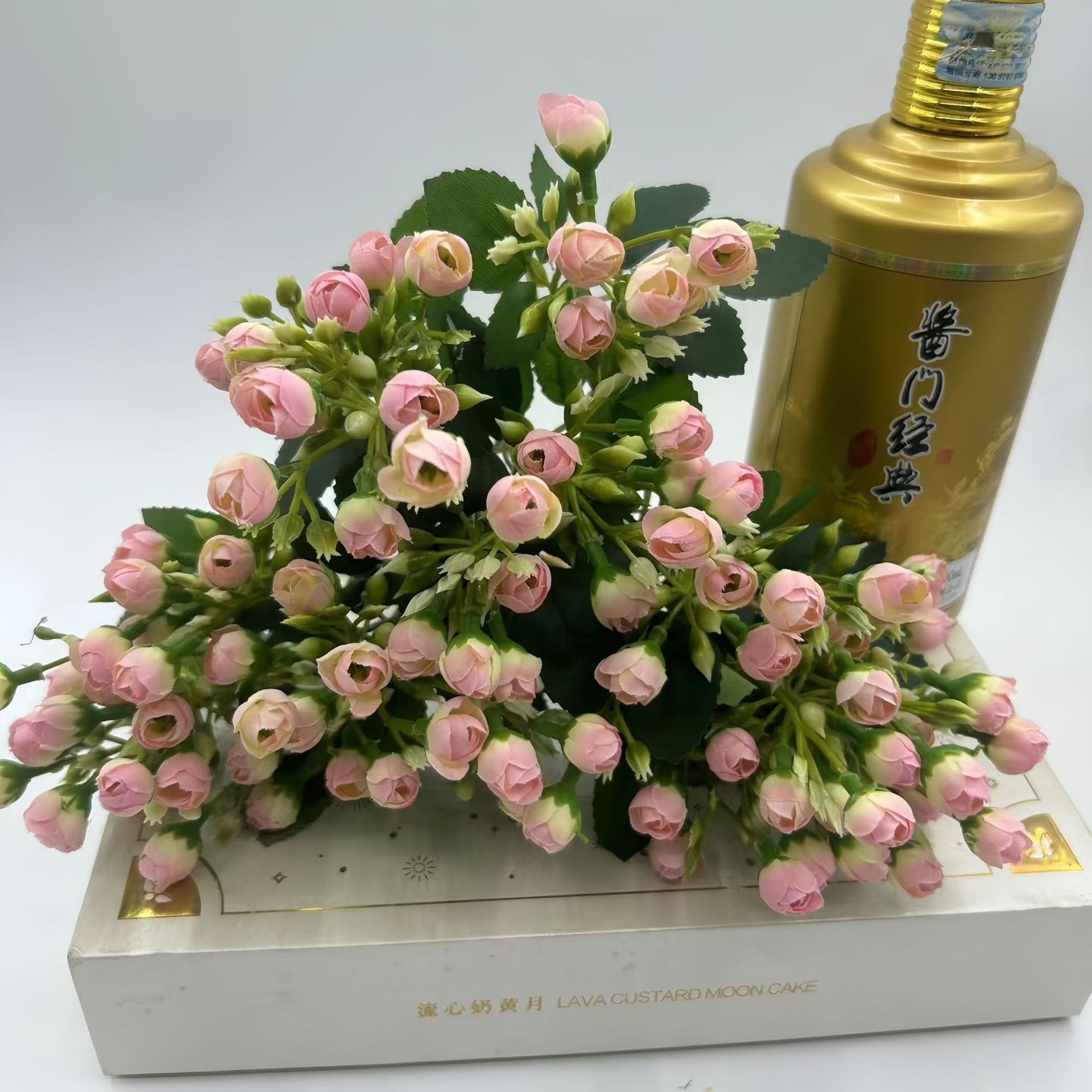 Simulación de un pequeño ramo de flores 5 horquillas 30 flores brotes de flores de Milán artificial simulación de brotes de rosas decoración de boda en el hogar