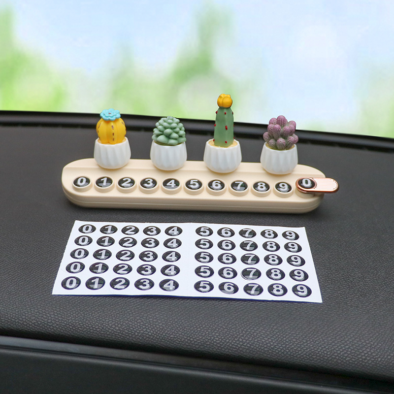 Suculentas plantas en macetas, placas de matrícula de estacionamiento temporal, teléfonos de automóviles, placas de matrícula en movimiento, tarjetas de transferencia de automóviles, adornos de accesorios se pueden ocultar