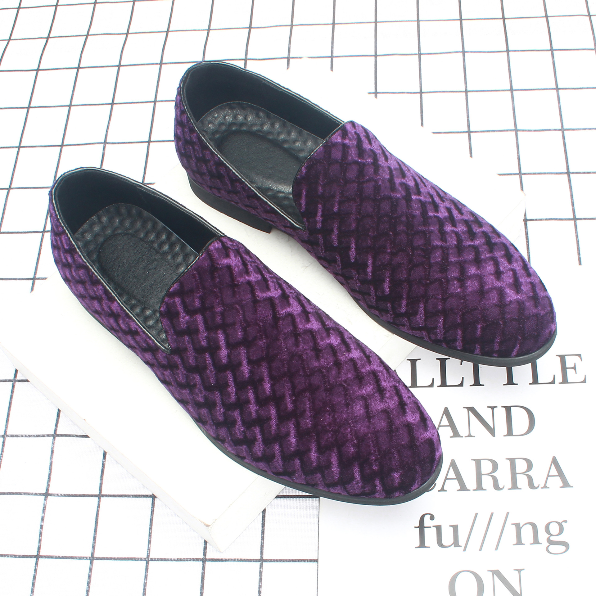 2022¿ɫͷͰһŵӢ״뵥Ь67