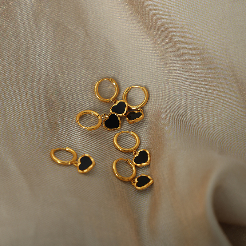 Fashionable elegant accessory